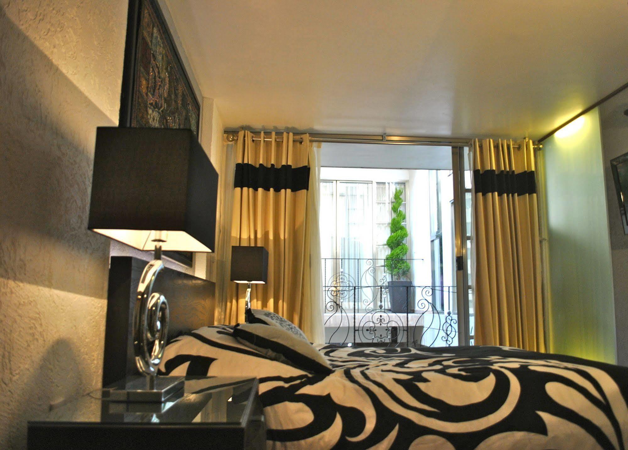 Business Suites Sg Мехіко Екстер'єр фото